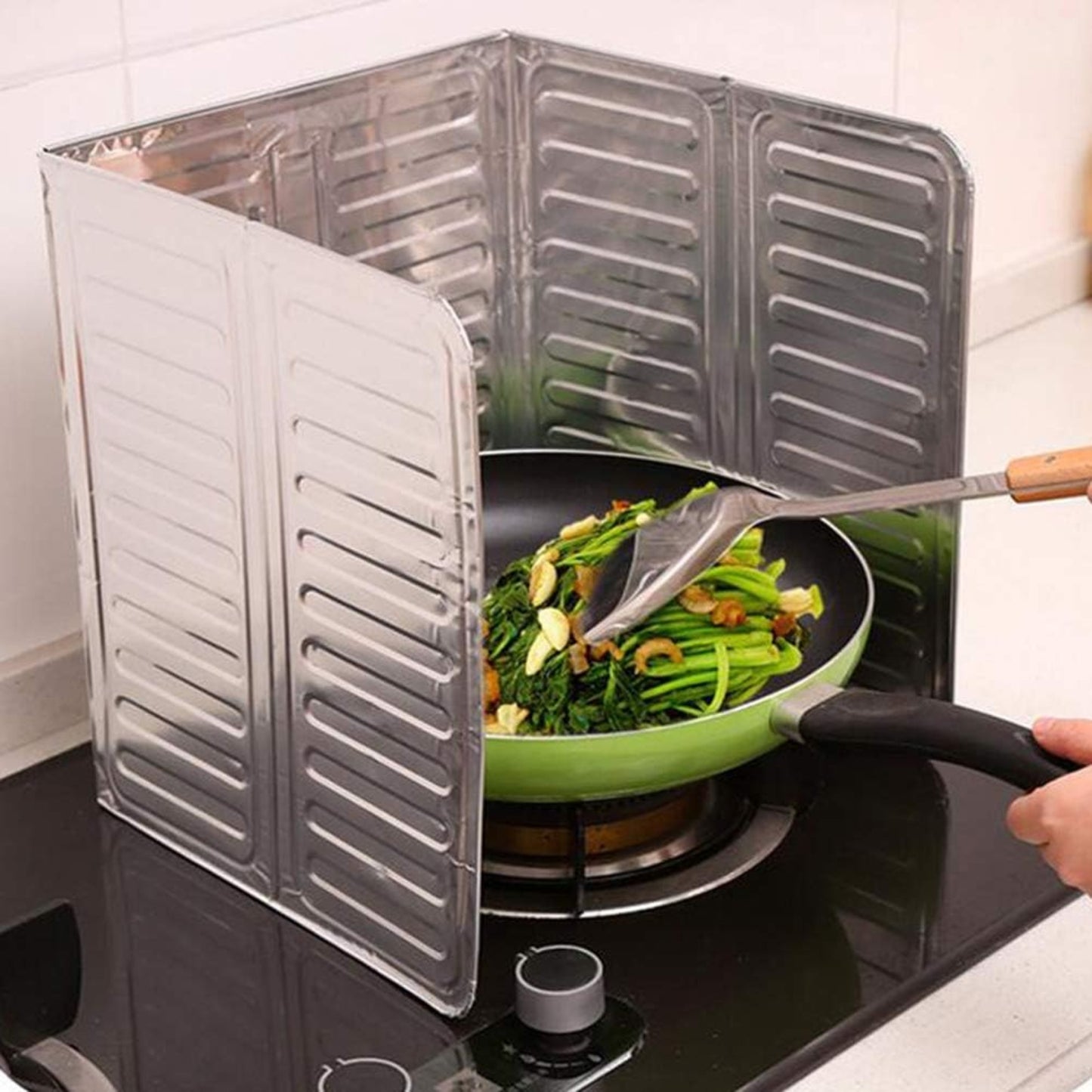 Foldable Heat Insulation Shield for Kitchen Stove +